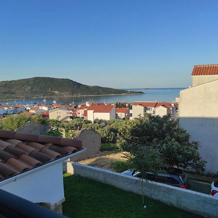 Ema Primošten Exterior foto