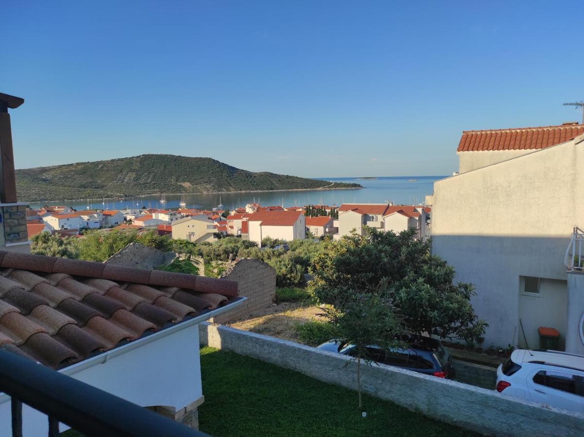 Ema Primošten Exterior foto